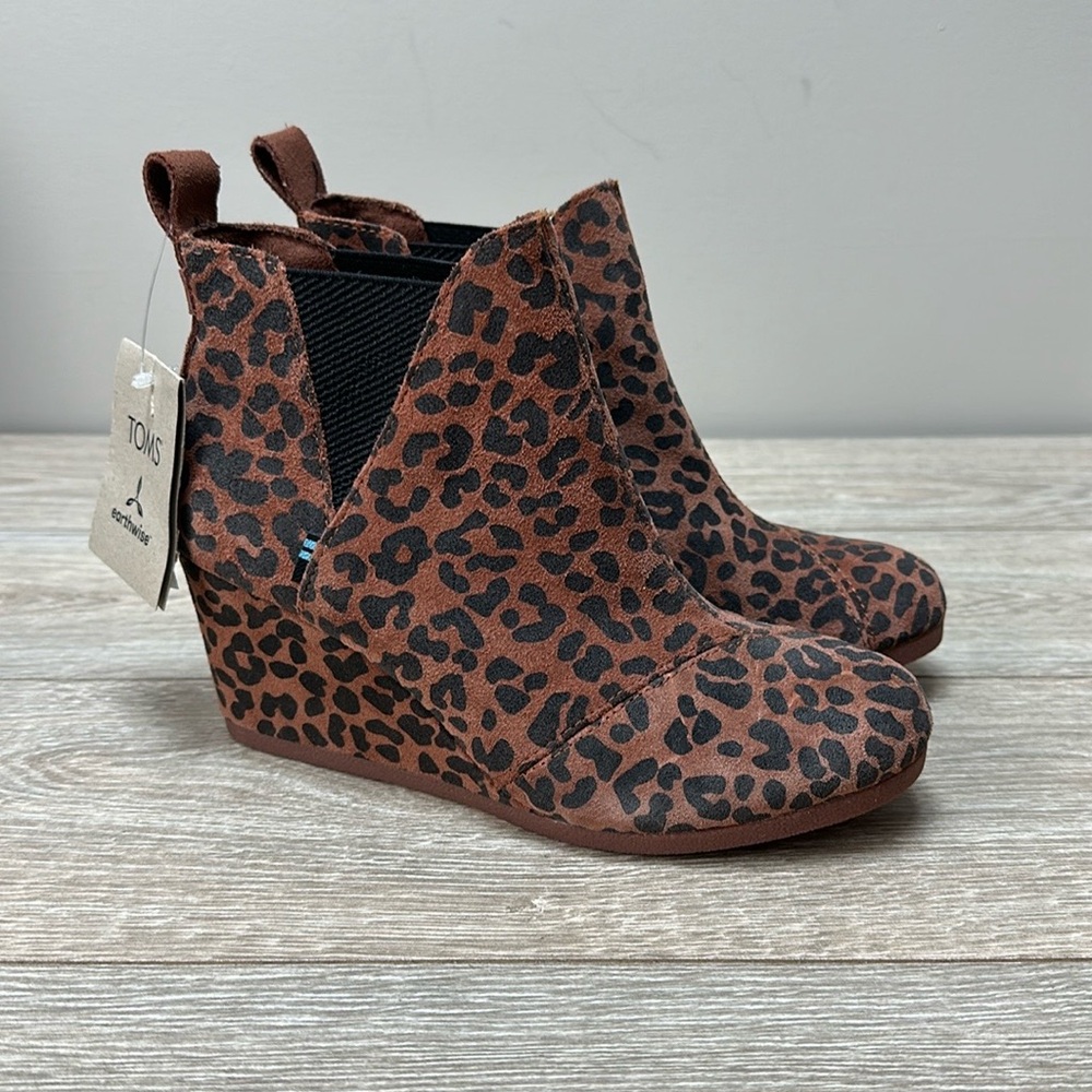 New Toms Animal Print Leopard Kelsey Wedge Heel Suede Booties Women’s Size 7